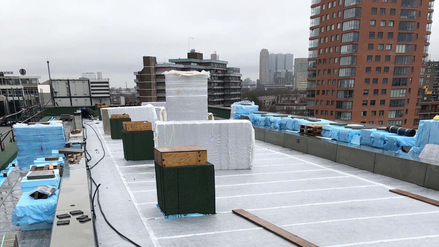 Startmotor_green roof installation